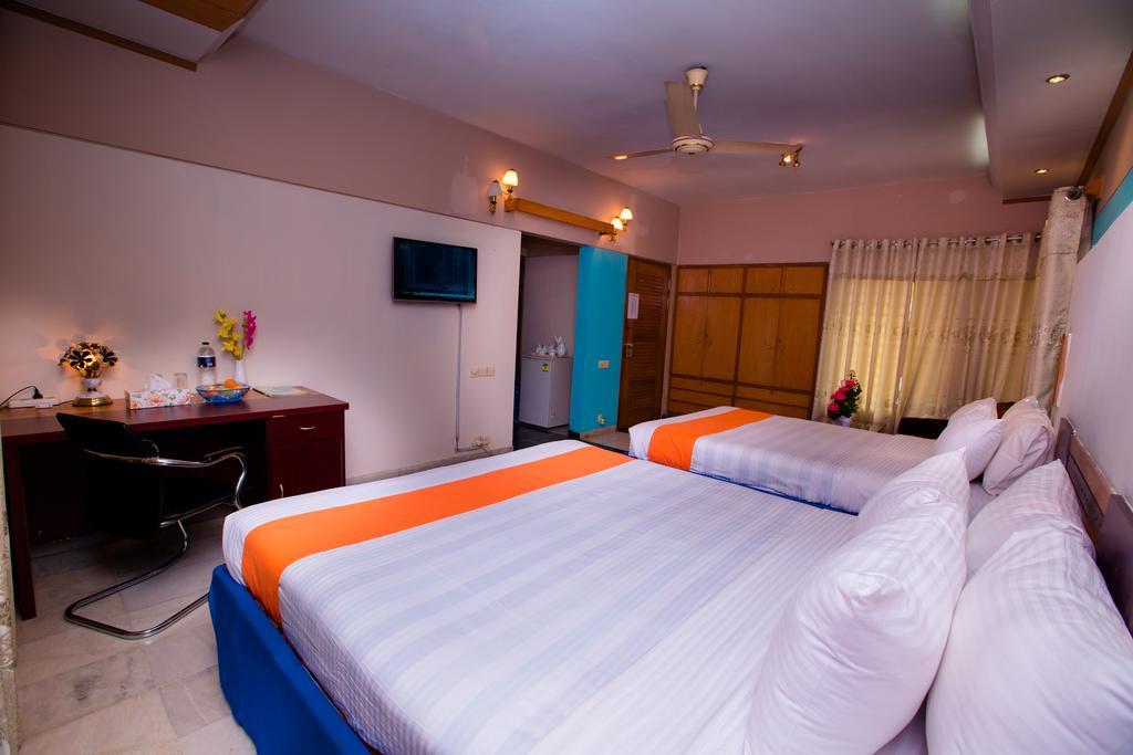 Hotel Golden Deer Ντάκα Εξωτερικό φωτογραφία