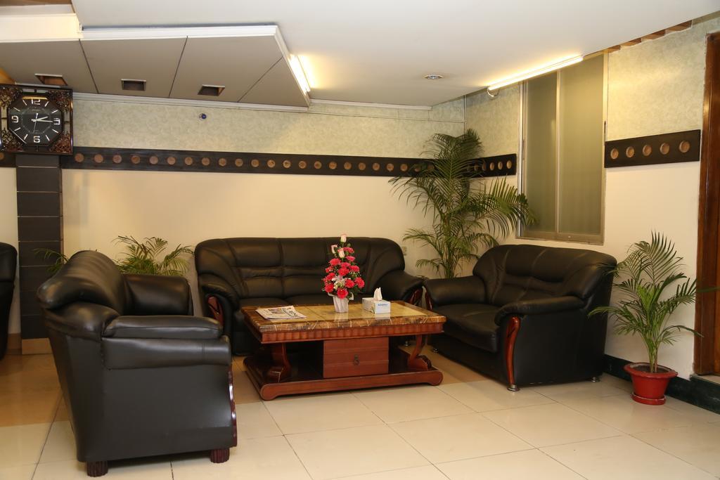 Hotel Golden Deer Ντάκα Εξωτερικό φωτογραφία