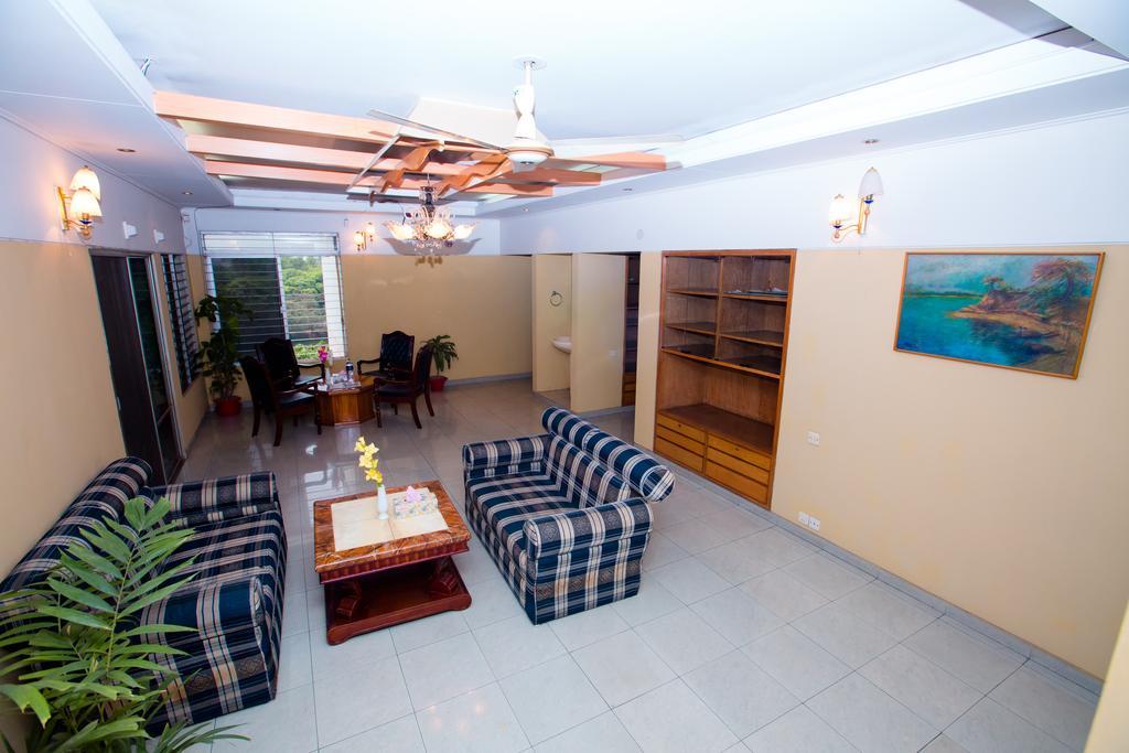 Hotel Golden Deer Ντάκα Εξωτερικό φωτογραφία