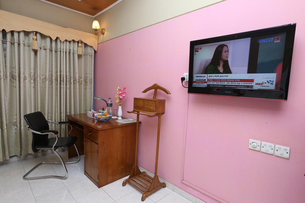 Hotel Golden Deer Ντάκα Εξωτερικό φωτογραφία