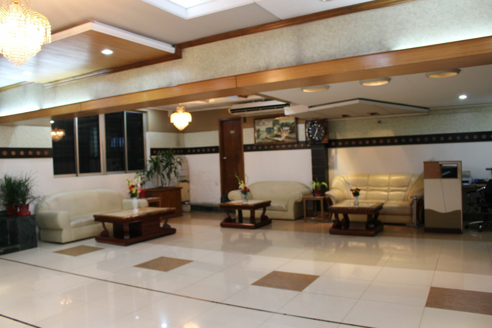 Hotel Golden Deer Ντάκα Εξωτερικό φωτογραφία